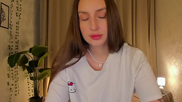 Snapshot of Celine_Coello chatting on 22, 4, 2026 Celine Coello online show from 22, 4, 2026