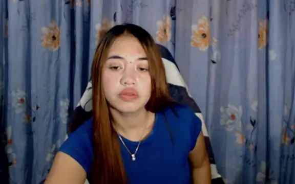 Snapshot of pinay_mayahiga chatting on 17, 4, 2026 pinay mayahiga online show from 17, 4, 2026