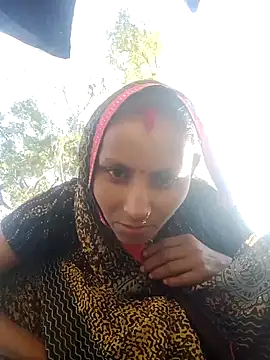 Snapshot of Juli_rathore chatting on 17, 1, 2026 Juli rathore online show from 17, 1, 2026