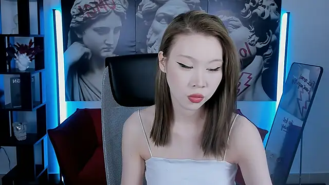 Snapshot of SarahRice chatting on 7, 2, 2026 SarahRice online show from 7, 2, 2026