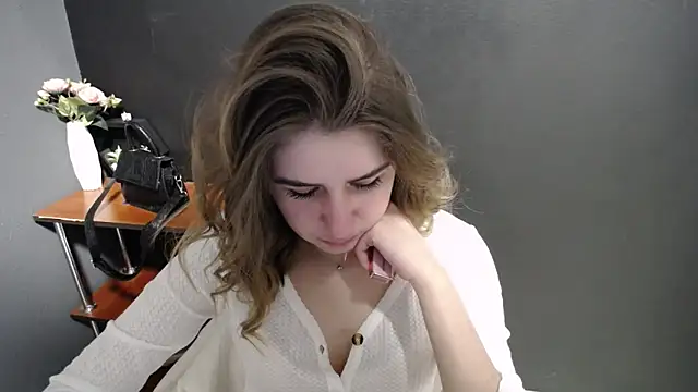 Snapshot of Sunny_siren chatting on 22, 4, 2026 Sunny siren online show from 22, 4, 2026