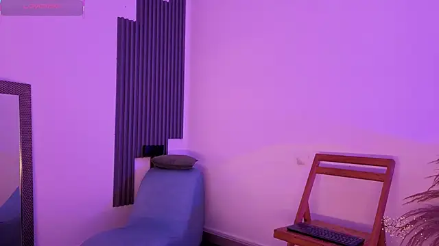 fransheskarossi online show from 2, 3, 2026