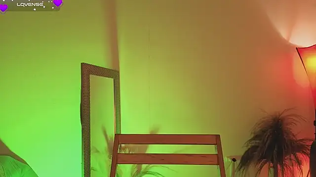 fransheskarossi online show from 30, 3, 2026