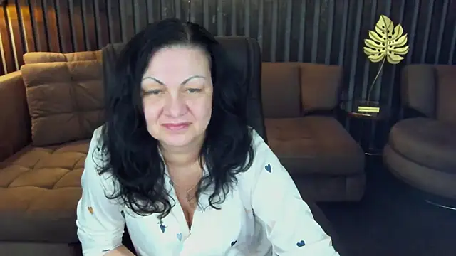 Snapshot of IrissMoon chatting on 26, 4, 2026 IrissMoon online show from 26, 4, 2026
