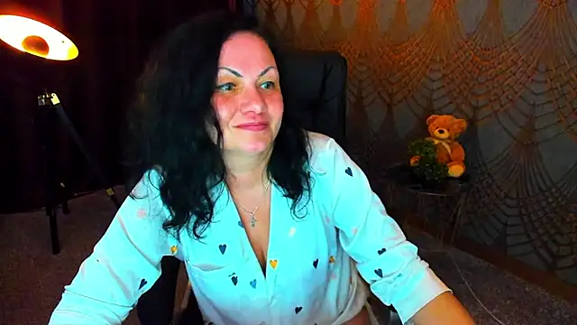 Snapshot of IrissMoon chatting on 21, 5, 2026 IrissMoon online show from 21, 5, 2026