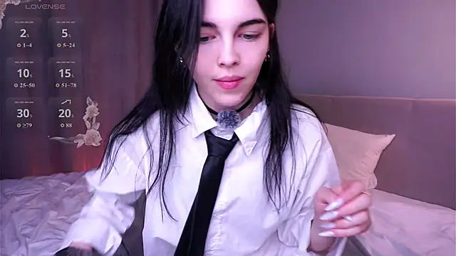 Snapshot of MirnaTellado chatting on 27, 5, 2026 MirnaTellado online show from 27, 5, 2026