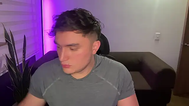 Snapshot of Robyn_Rocki chatting on 12, 2, 2026 Robyn Rocki online show from 12, 2, 2026