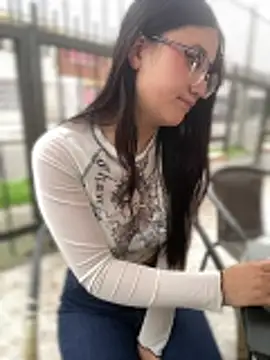 Snapshot of StrawberryPink_ chatting on 17, 3, 2026 StrawberryPink online show from 17, 3, 2026
