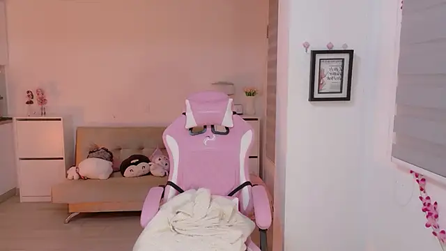 Blush Marie online show from 1, 4, 2026