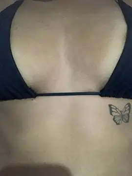 raveninha05 online show from 26, 4, 2026