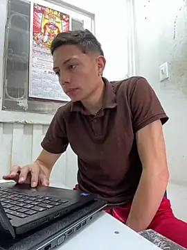 santiObrero online show from 18, 2, 2026