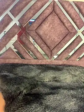 TianaRios Pink online show from 19, 2, 2026