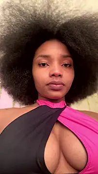 Snapshot of Ebony_love07 chatting on 9, 7, 2026 Ebony love07 online show from 9, 7, 2026