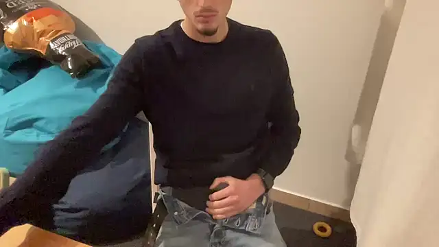 Snapshot of lukee000 chatting on 17, 1, 2026 lukee000 online show from 17, 1, 2026