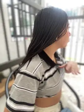 AuroraJohns Pink online show from 6, 2, 2026