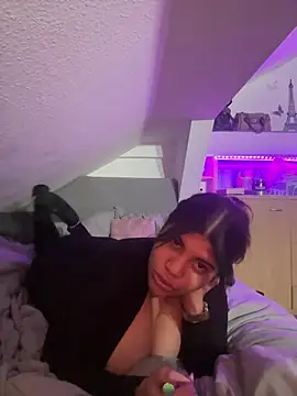 MinaKhalina online show from 18, 1, 2026