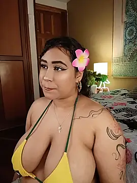 Snapshot of Maya_house chatting on 24, 7, 2026 Maya house online show from 24, 7, 2026