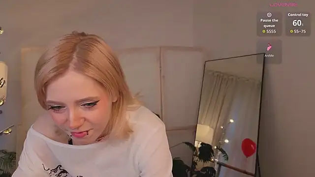 MoonlightAsuna online show from 15, 2, 2026