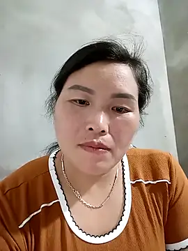 Snapshot of nana_nana99 chatting on 5, 5, 2026 nana nana99 online show from 5, 5, 2026