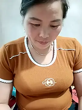 Snapshot of nana_nana99 chatting on 7, 5, 2026 nana nana99 online show from 7, 5, 2026