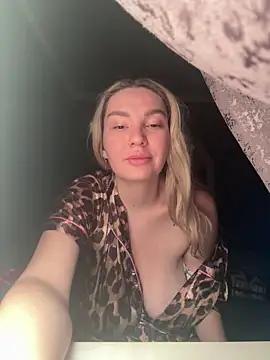 Snapshot of Evananse chatting on 10, 2, 2026 Evananse online show from 10, 2, 2026