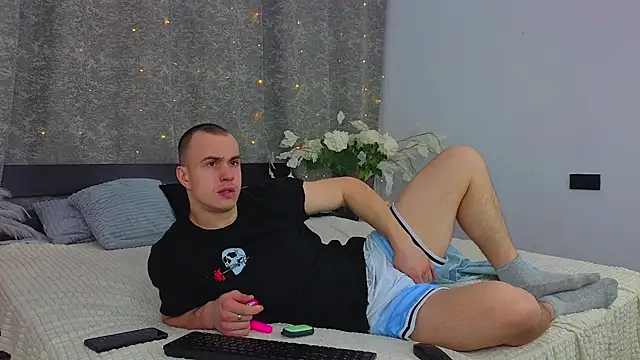 Snapshot of Kris_Braun chatting on 28, 2, 2026 Kris Braun online show from 28, 2, 2026