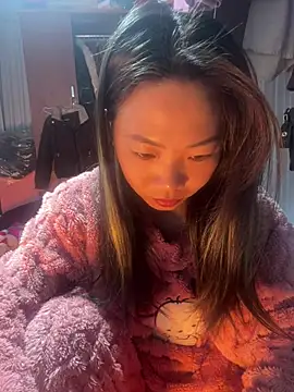 Snapshot of Lata-cute chatting on 1, 3, 2026 Lata-cute online show from 1, 3, 2026