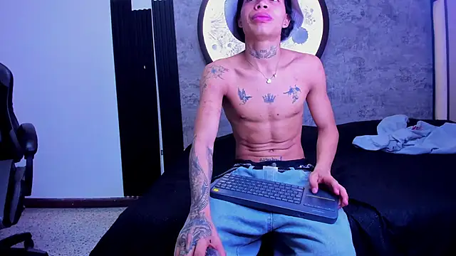 Dogan Renzo0 online show from 4, 3, 2026