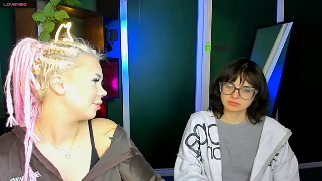 Snapshot of alexa_bonni chatting on 24, 4, 2026 alexa bonni online show from 24, 4, 2026