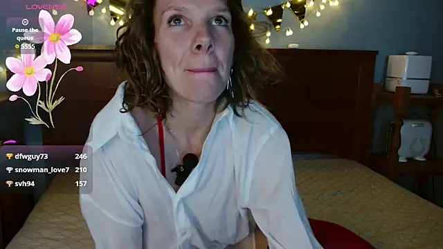 Snapshot of Daisy_Lovely chatting on 18, 5, 2026 Daisy Lovely online show from 18, 5, 2026