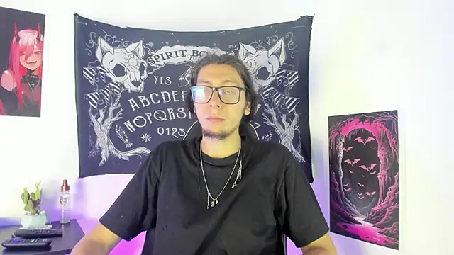 Snapshot of GaahlFrost chatting on 10, 6, 2026 GaahlFrost online show from 10, 6, 2026