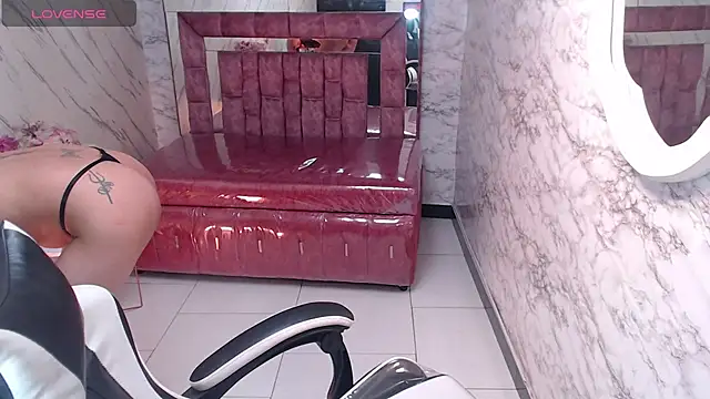 Snapshot of Melisa_v chatting on 24, 4, 2026 Melisa v online show from 24, 4, 2026