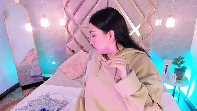 Snapshot of KathiaJenner chatting on 19, 2, 2026 KathiaJenner online show from 19, 2, 2026