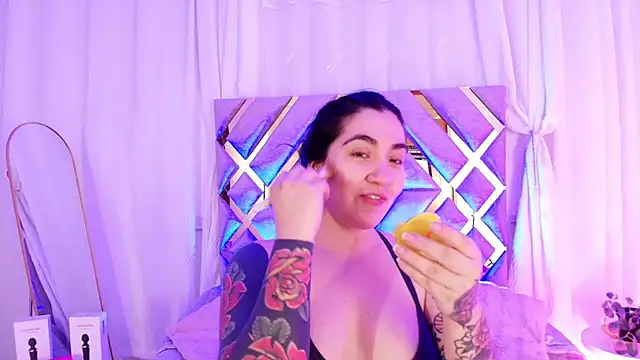 Snapshot of KathiaJenner chatting on 3, 7, 2026 KathiaJenner online show from 3, 7, 2026