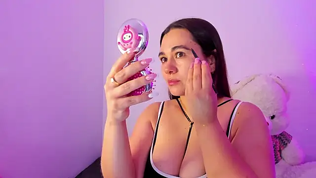 Snapshot of saray_mendozaa chatting on 18, 1, 2026 saray mendozaa online show from 18, 1, 2026