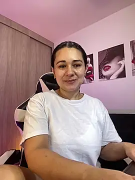 Snapshot of saray_mendozaa chatting on 29, 5, 2026 saray mendozaa online show from 29, 5, 2026