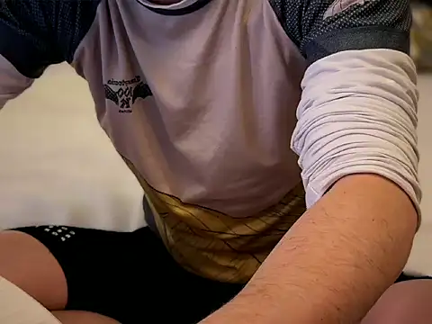 Snapshot of AfterTheRun chatting on 14, 2, 2026 AfterTheRun online show from 14, 2, 2026