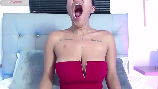  kimmygrey online show from 27, 3, 2026