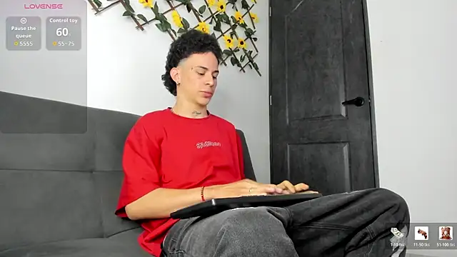 Maxxx bigcockx online show from 28, 5, 2026