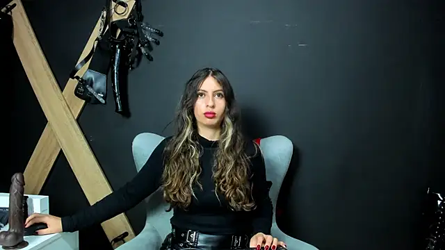 Snapshot of GoddesLeila chatting on 12, 6, 2026 GoddesLeila online show from 12, 6, 2026