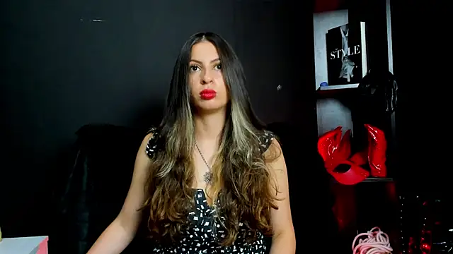 Snapshot of GoddesLeila chatting on 10, 7, 2026 GoddesLeila online show from 10, 7, 2026