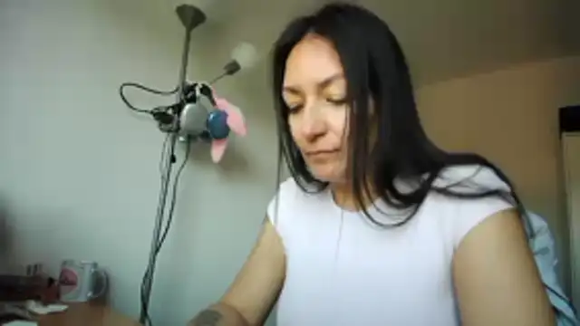 Snapshot of Yulian_Milf chatting on 23, 2, 2026 Yulian Milf online show from 23, 2, 2026