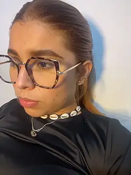 baddieasiantv online show from 3, 2, 2026