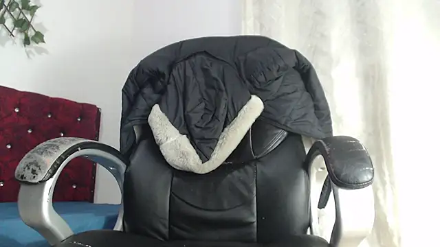 Snapshot of killua_parker chatting on 10, 2, 2026 killua parker online show from 10, 2, 2026