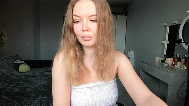 SelenaGenttle online show from 17, 1, 2026