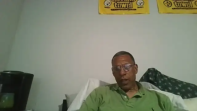 Snapshot of swimmer2496 chatting on 26, 5, 2026 swimmer2496 online show from 26, 5, 2026