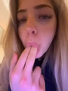 MelliMoon online show from 16, 2, 2026