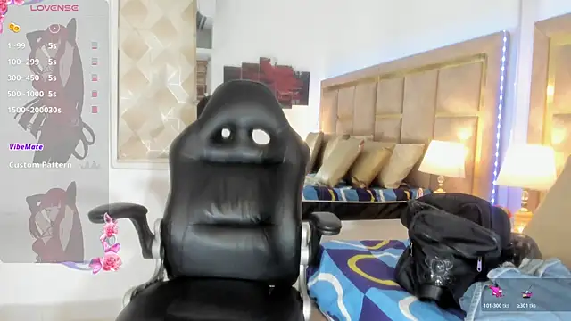 Snapshot of _Shirley_ chatting on 15, 5, 2026 Shirley online show from 15, 5, 2026