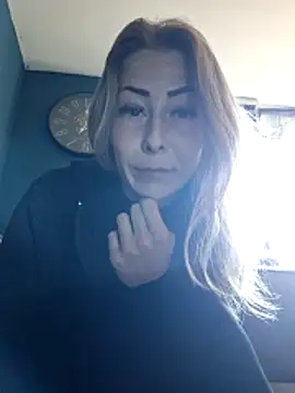Snapshot of dewimp1 chatting on 30, 4, 2026 dewimp1 online show from 30, 4, 2026