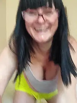 Snapshot of AliceSwan57 chatting on 1, 6, 2026 AliceSwan57 online show from 1, 6, 2026